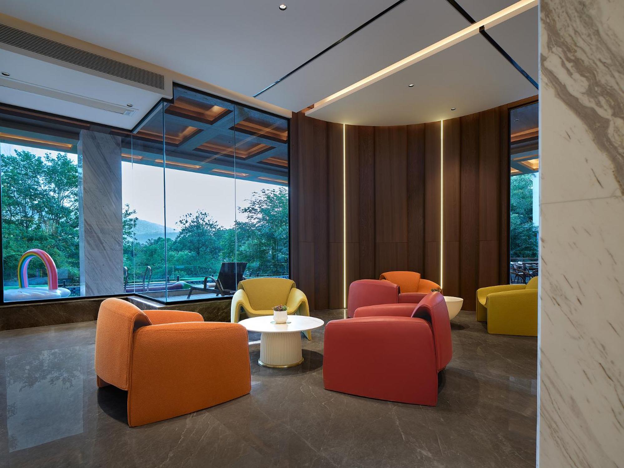 Zhangjiajie Utopia Hotel--Free One Way Pick Up Service Over 2 Nights エクステリア 写真