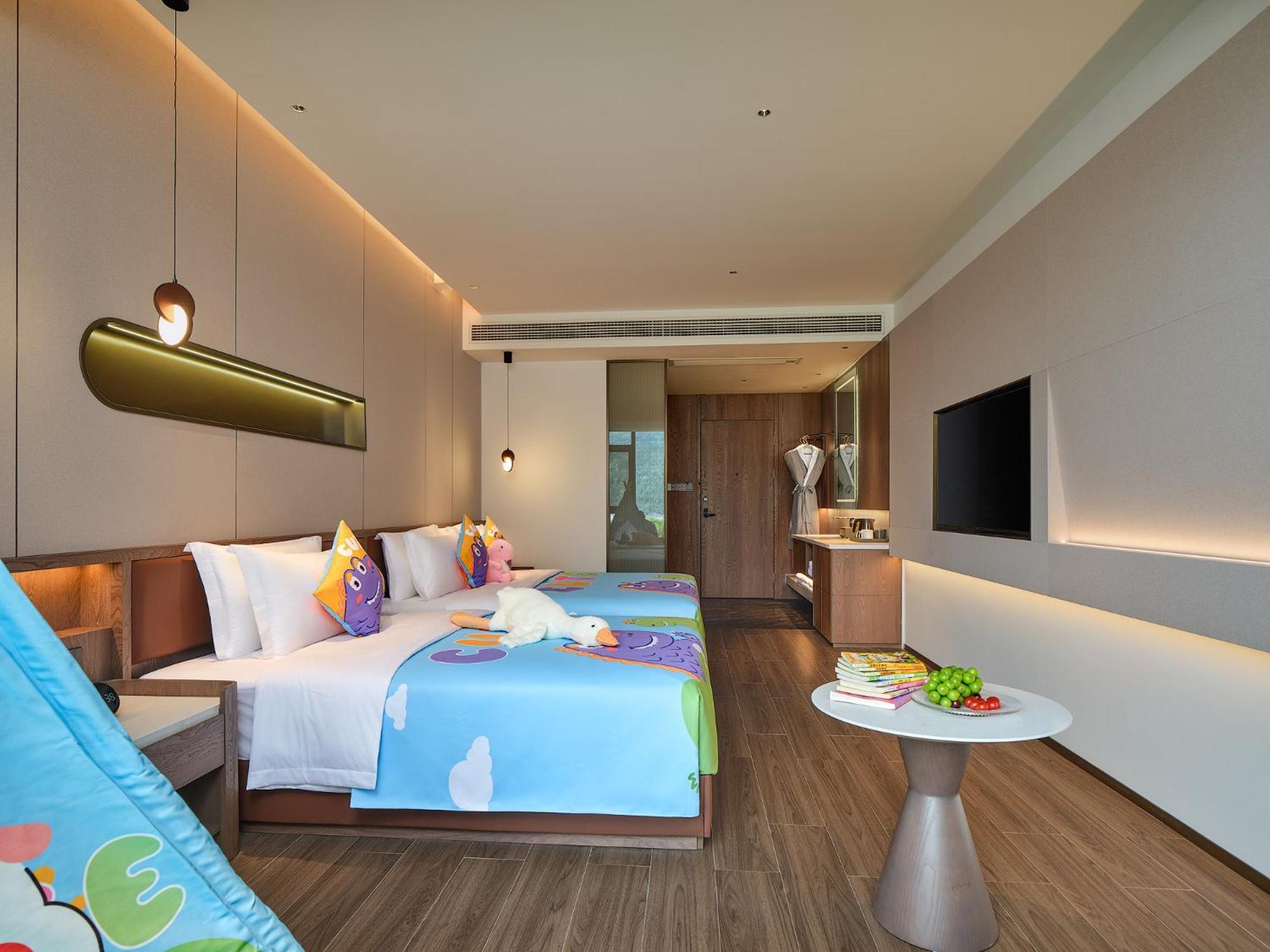 Zhangjiajie Utopia Hotel--Free One Way Pick Up Service Over 2 Nights エクステリア 写真
