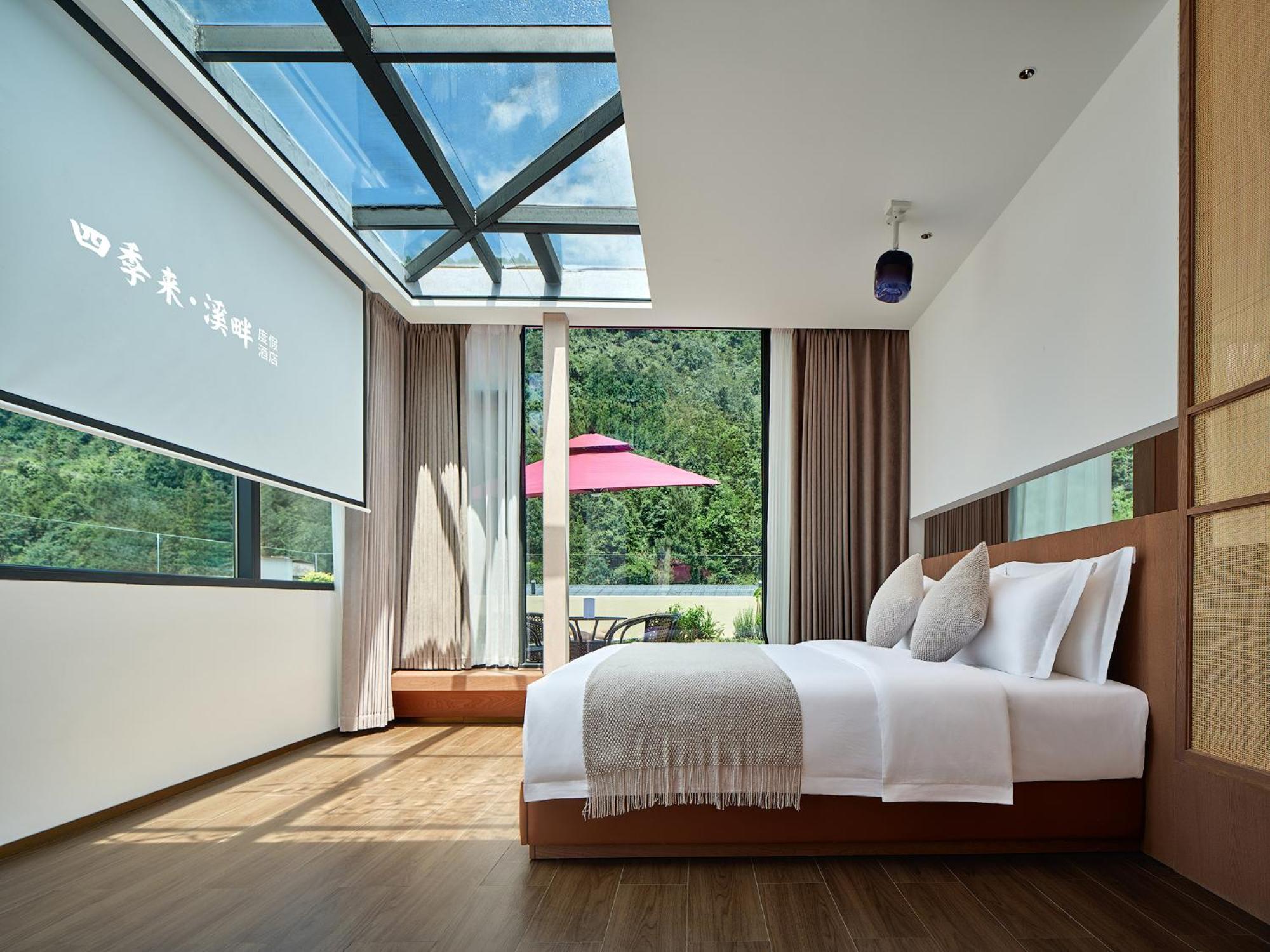 Zhangjiajie Utopia Hotel--Free One Way Pick Up Service Over 2 Nights エクステリア 写真