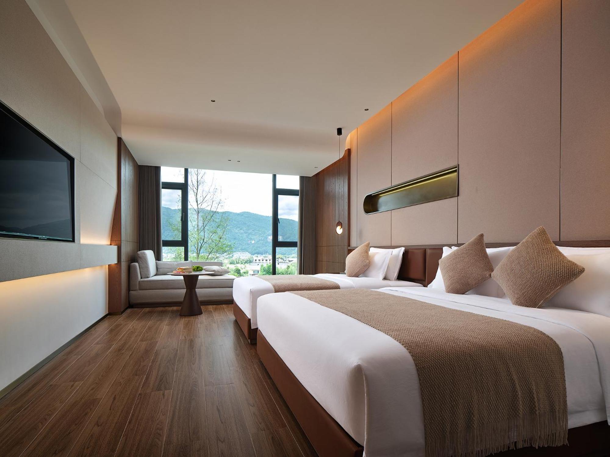 Zhangjiajie Utopia Hotel--Free One Way Pick Up Service Over 2 Nights エクステリア 写真
